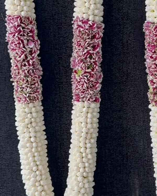 Engagement garlands by Sri Garlands